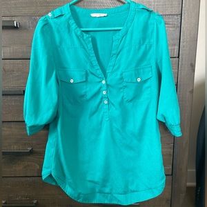 Beautiful teal short sleeve blouse